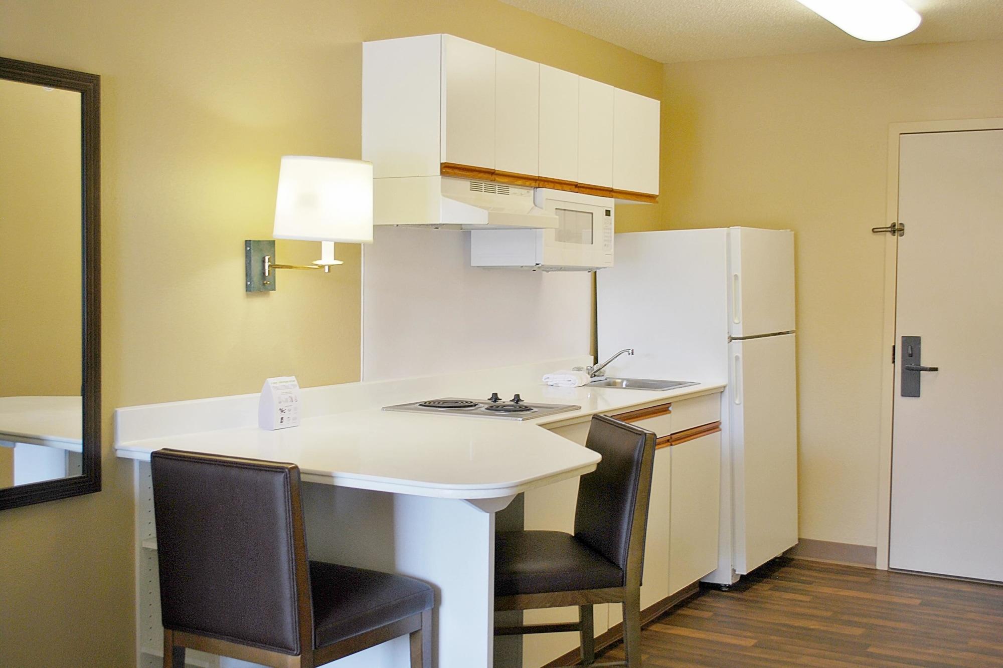 Extended Stay America Suites - Bakersfield - Chester Lane Exterior photo